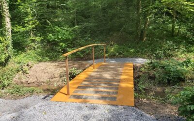 Bonne nouvelle pour les promeneurs : la Vallée de la Loysse retrouve son « petit pont » !